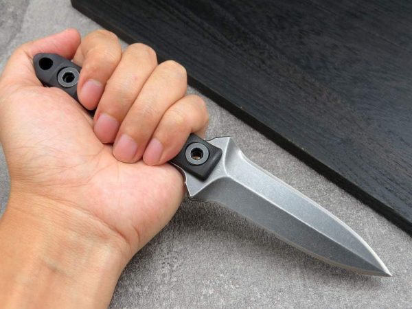 aaa313213 (2) DE025 C1290 straight knife (black/green)Double-edged Knife G10 Handle K Scabbard