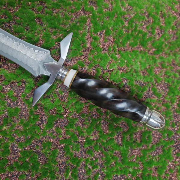 DE012 Cross Sword Double-edged Knife Wooden Handle Leather Sheath