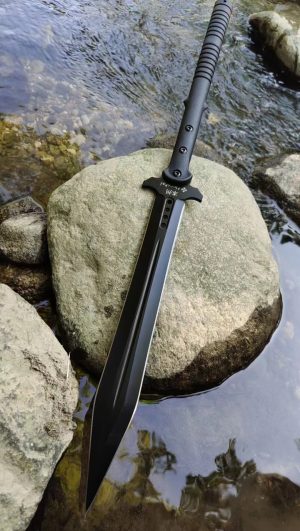 DE017 Honshu Sword and Spear Double-edged Knife G10 Handle Leather Sheath