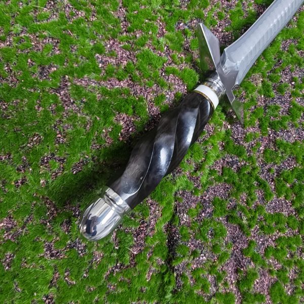 DE012 Cross Sword Double-edged Knife Wooden Handle Leather Sheath