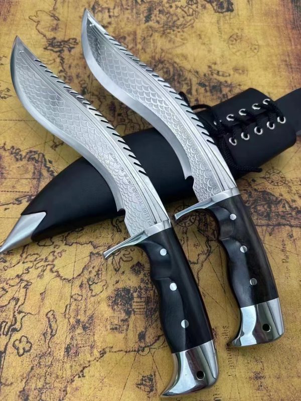 GT013 Nepalese dragon scales Curved Knife Wooden Handle K Scabbard
