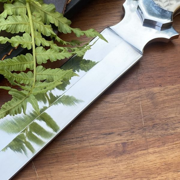 sdfsdfsd44 (4) DE021 Holy Sword Double-edged Knife G10 Handle Leather Sheath