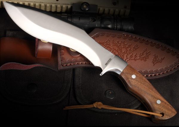 GT023 Snow Leopard Curved Knife Wooden Handle Leather Sheath